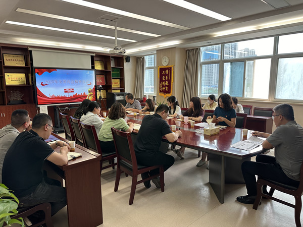 創新宣講模式  讓全國兩會精神與新思想深入人心