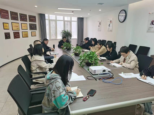 1712713955560163.jpg 置業黨支部(1)_副本.jpg